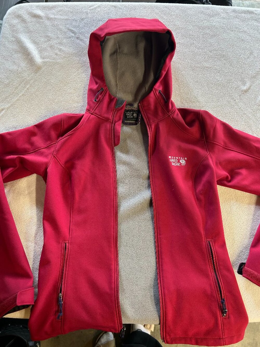 Mountain Hardwear Shell